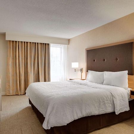 Hampton Inn & Suites Cleveland-Independence Exteriör bild