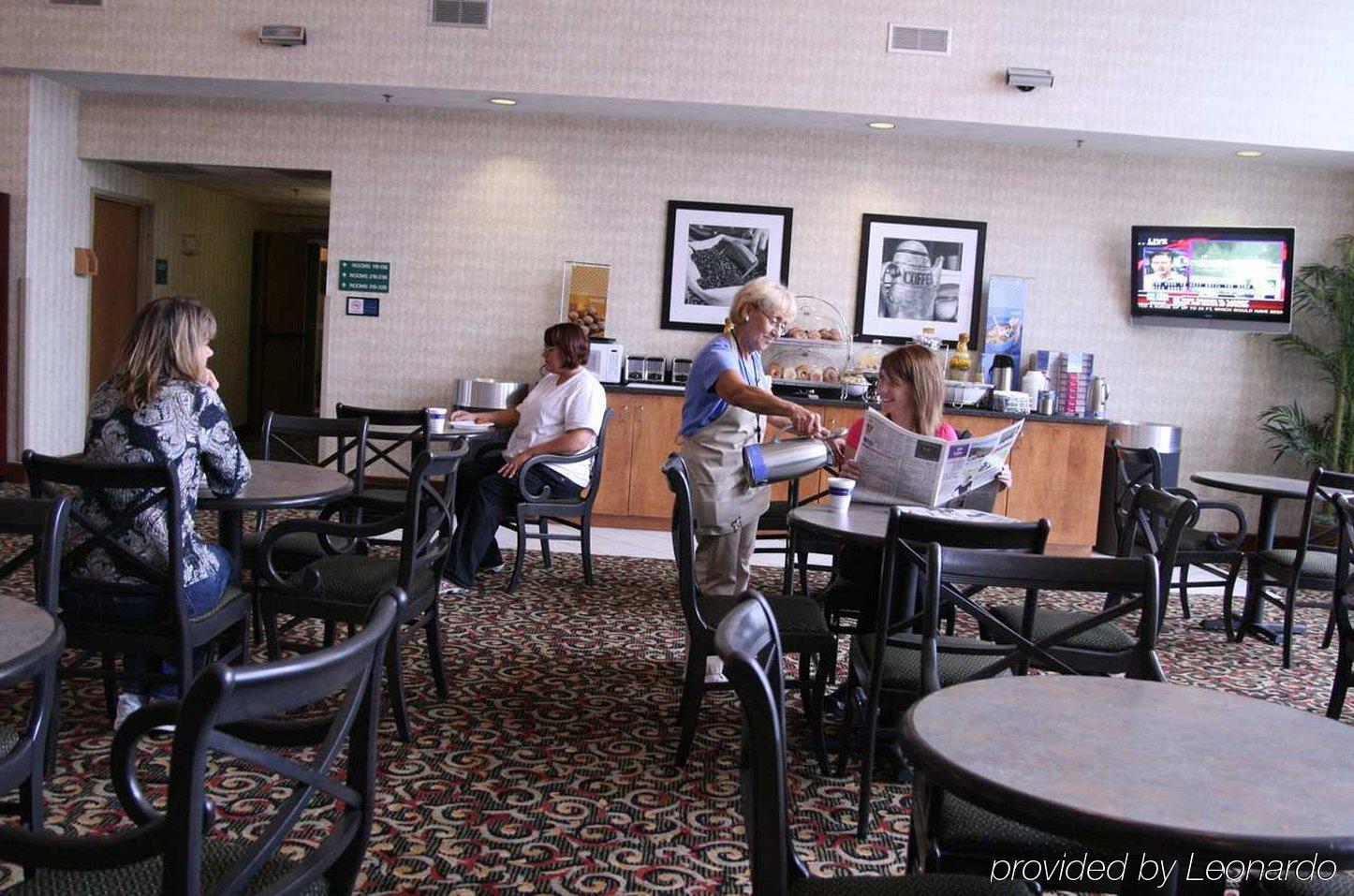 Hampton Inn & Suites Cleveland-Independence Exteriör bild