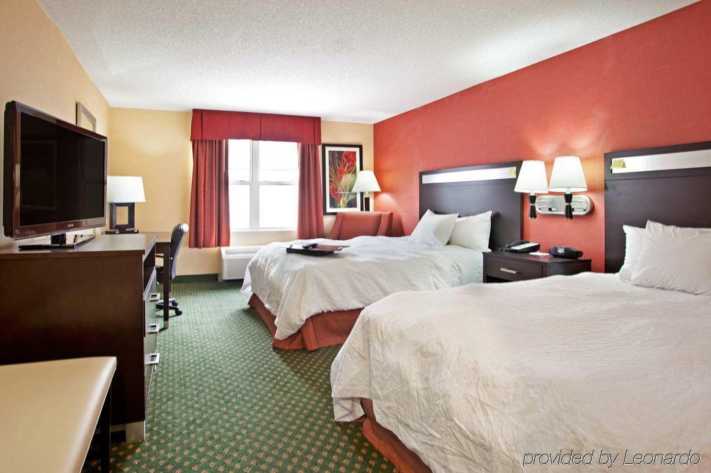 Hampton Inn & Suites Cleveland-Independence Exteriör bild