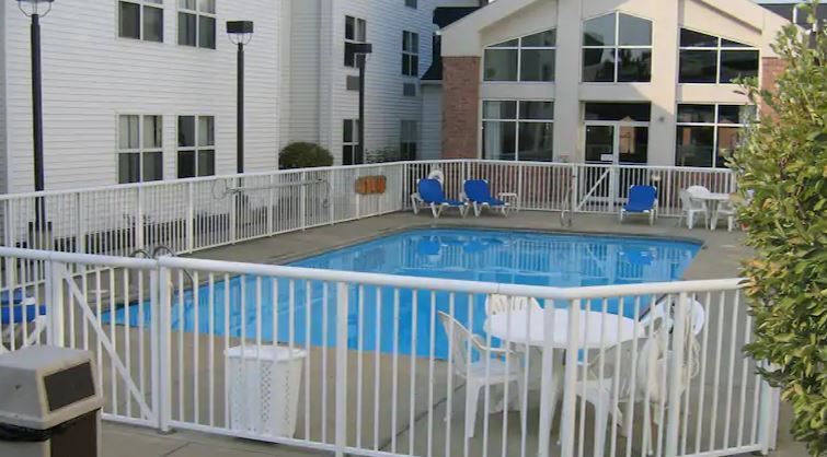 Hampton Inn & Suites Cleveland-Independence Exteriör bild