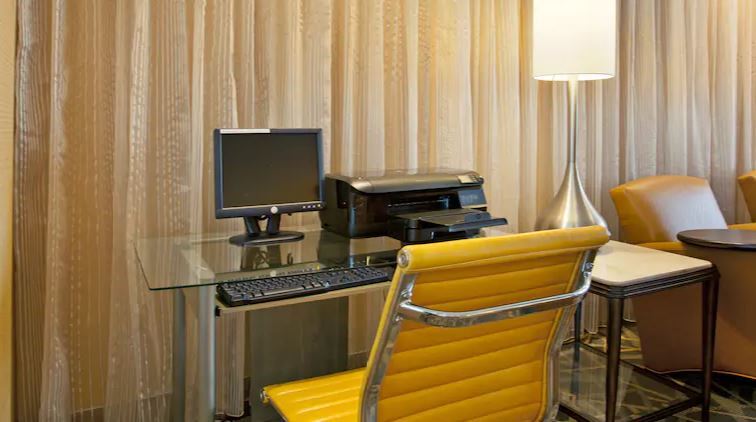 Hampton Inn & Suites Cleveland-Independence Exteriör bild
